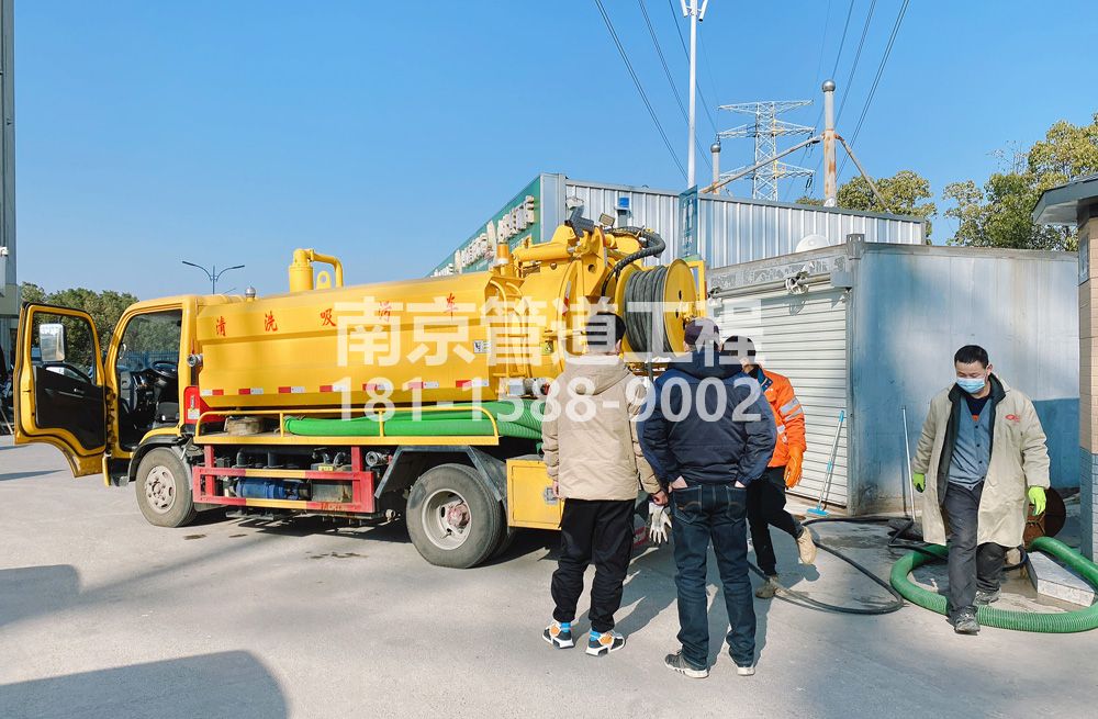 311龙潭粮油市场化粪池清理